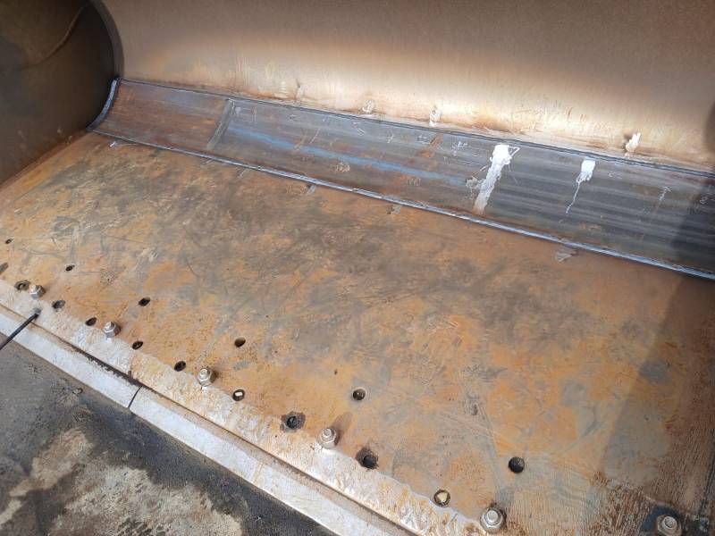 Changer le fond de mon godet chargeur et le renforcer rapidement en Gironde