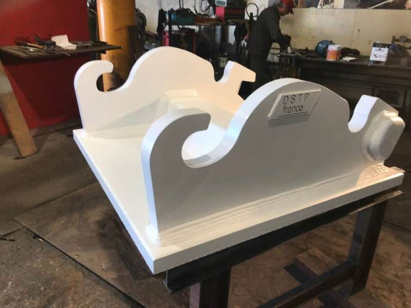 Platine sur mesure pour attache VERACHTERT à Bordeaux